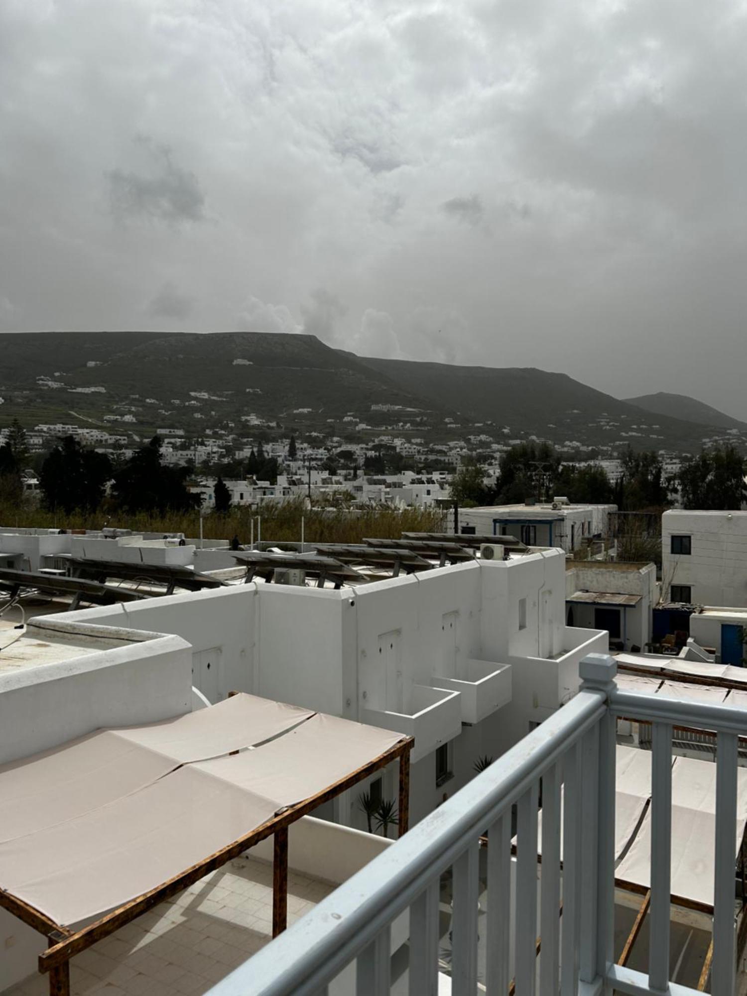 Hotel Livadia Parikia  Exterior photo