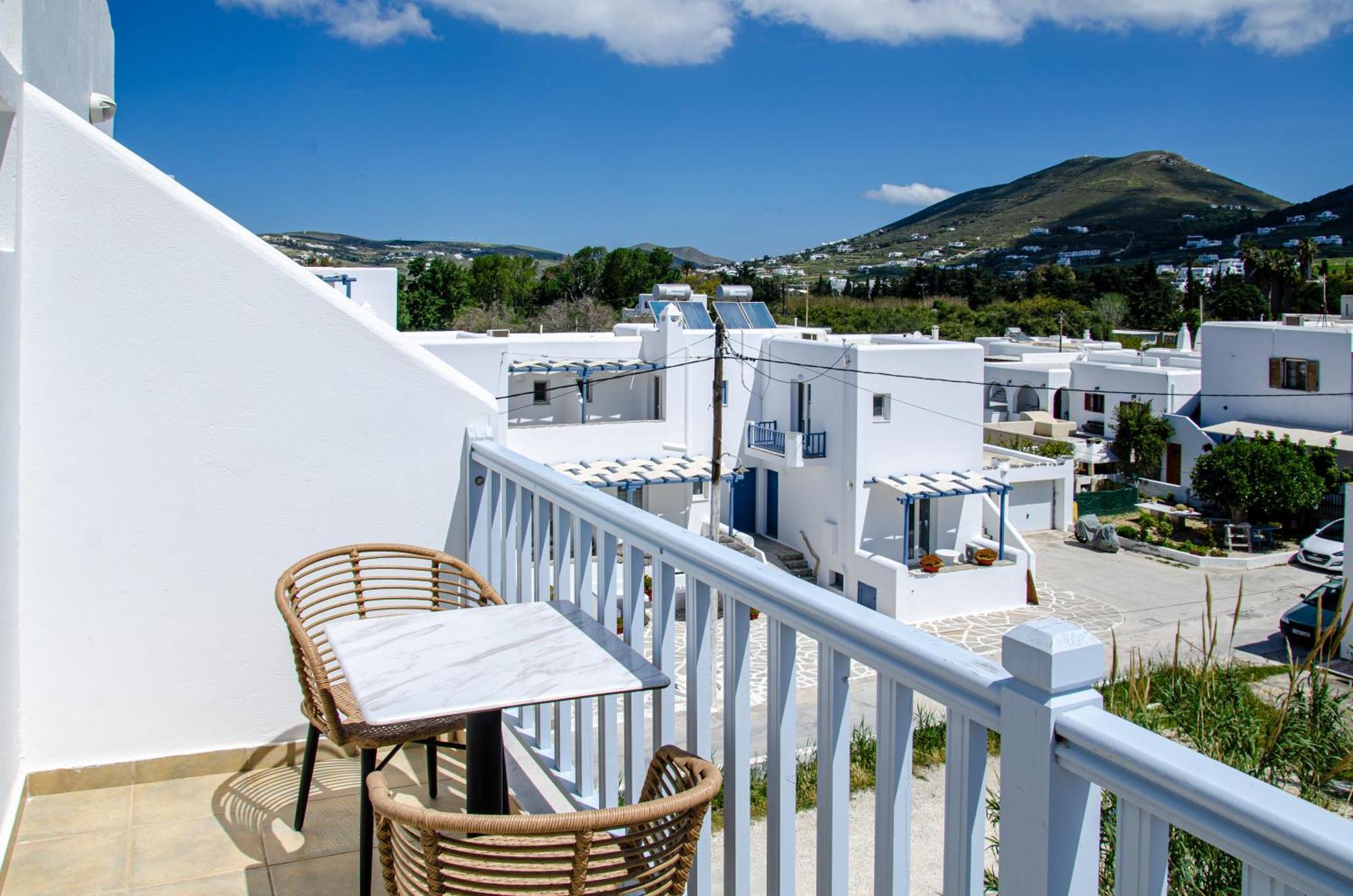 Hotel Livadia Parikia  Exterior photo