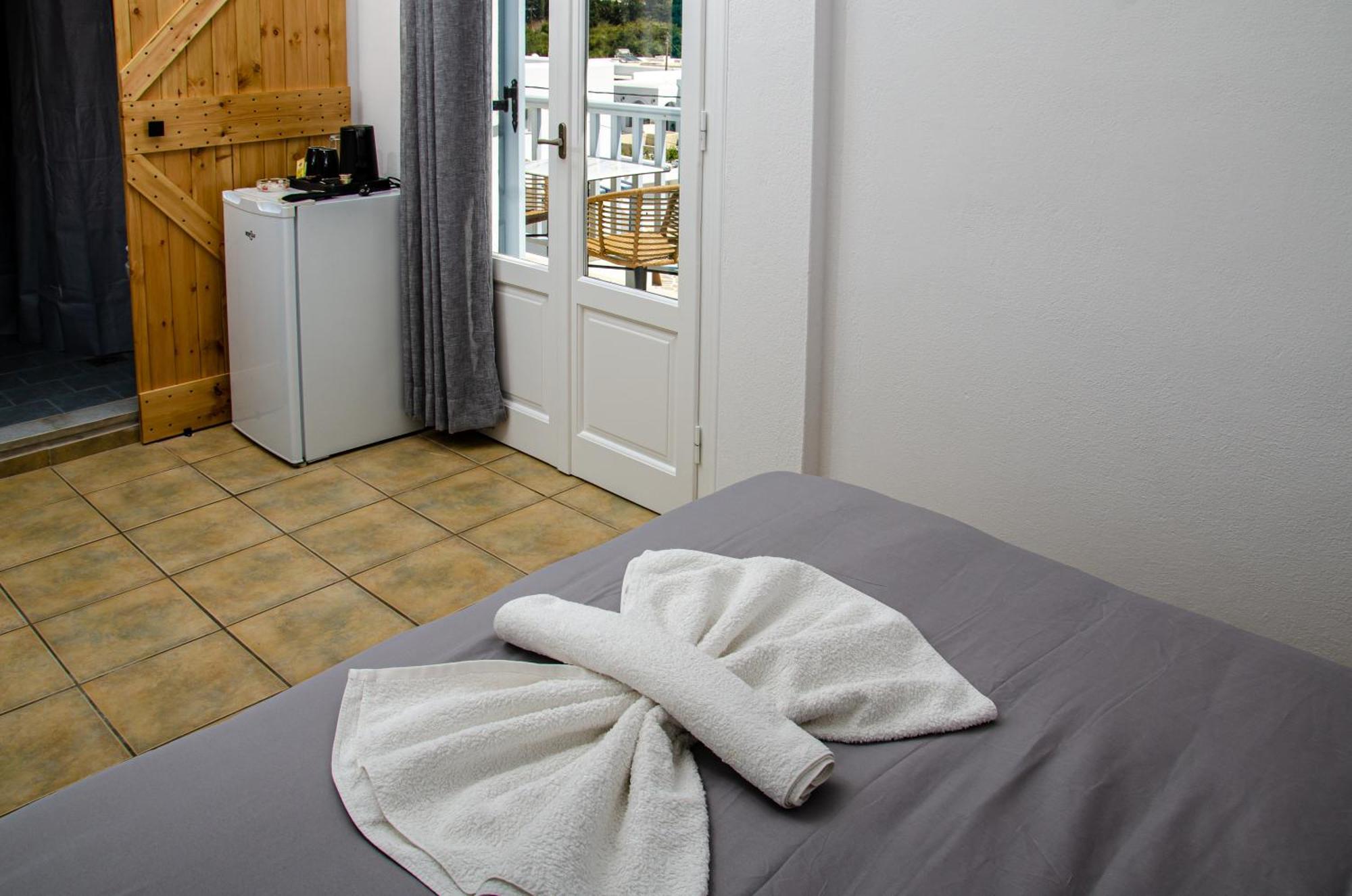 Hotel Livadia Parikia  Exterior photo